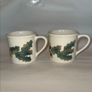 Elegant Oak Leaf Mug Set - Cream and Green